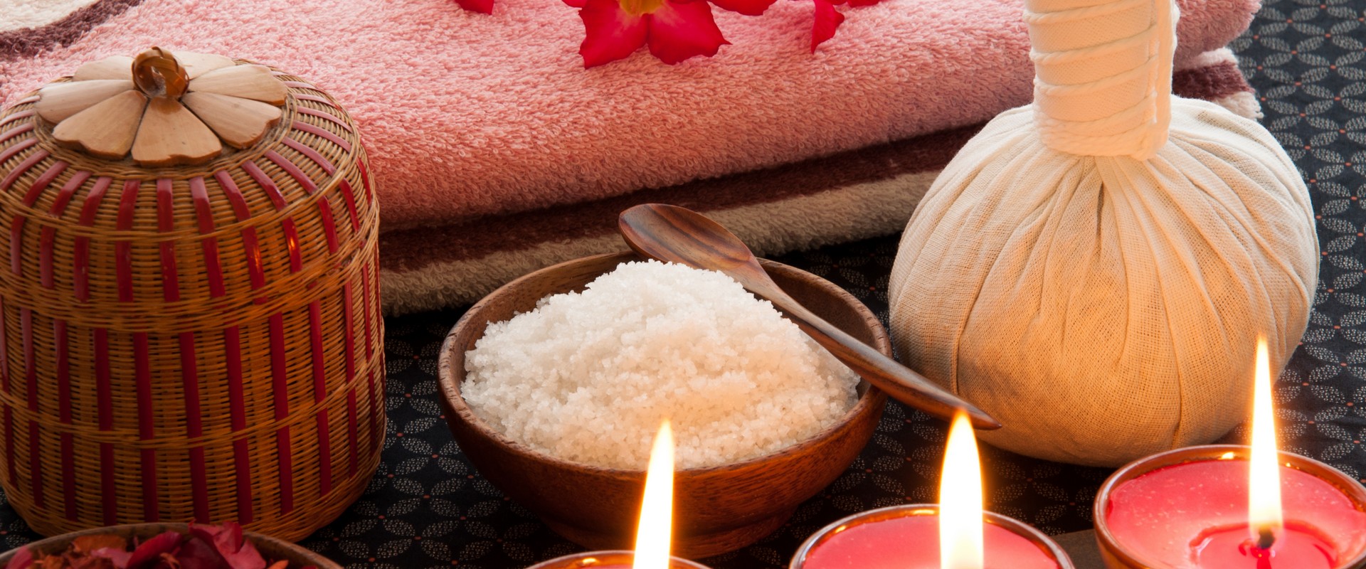 Full Body Massage Center in Green Community Village. Top View Spa in